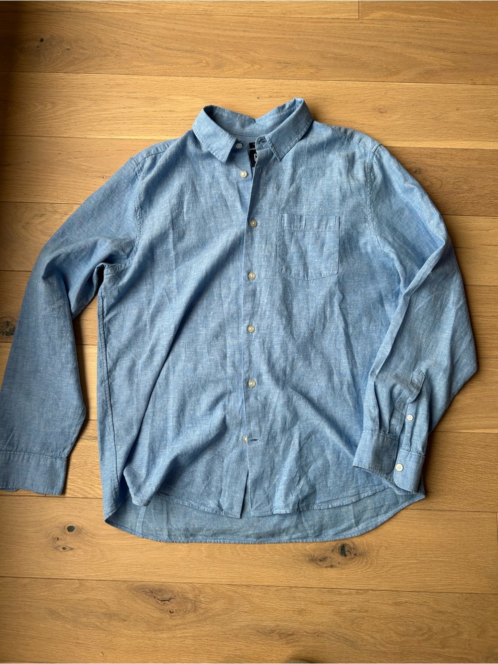 GAP men’s Light Blue linen Casual Button-Down Shirt